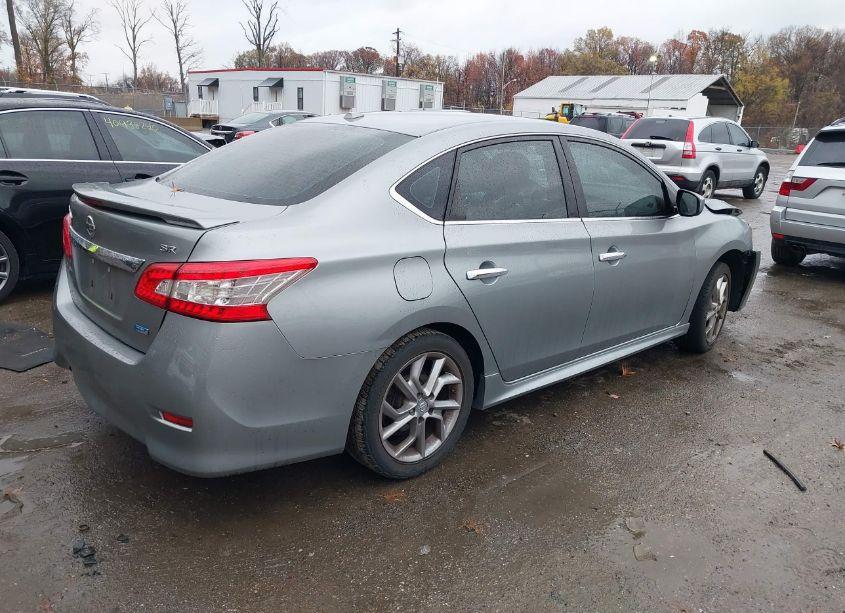 Photo 4 of 2013 Nissan Sentra SR (VIN 3N1AB7AP1DL724794)