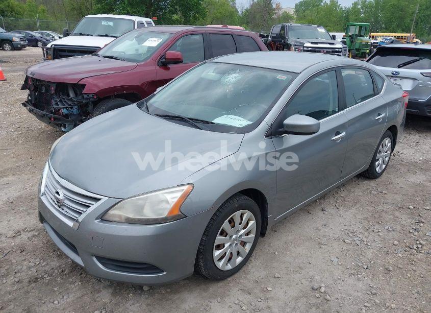 Photo 2 of 2013 Nissan Sentra SV (VIN 3N1AB7AP1DL783571)
