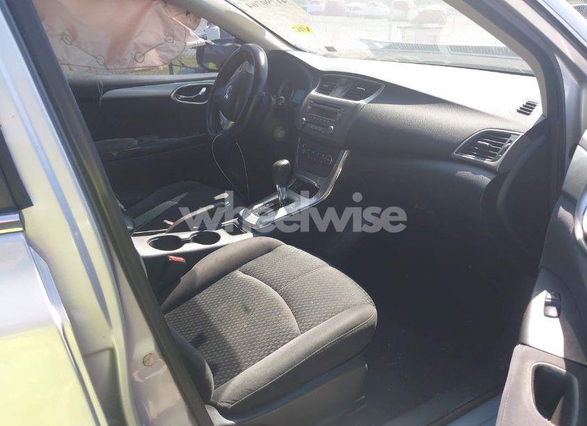 Photo 5 of 2013 Nissan Sentra SR (VIN 3N1AB7AP1DL792268)