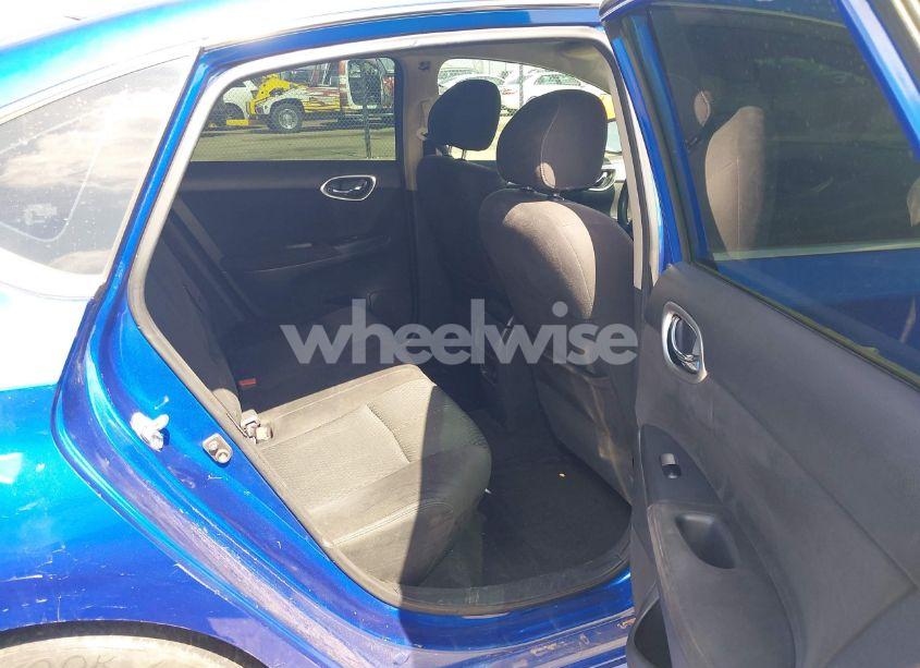 Photo 8 of 2014 Nissan Sentra SR (VIN 3N1AB7AP1EL610294)