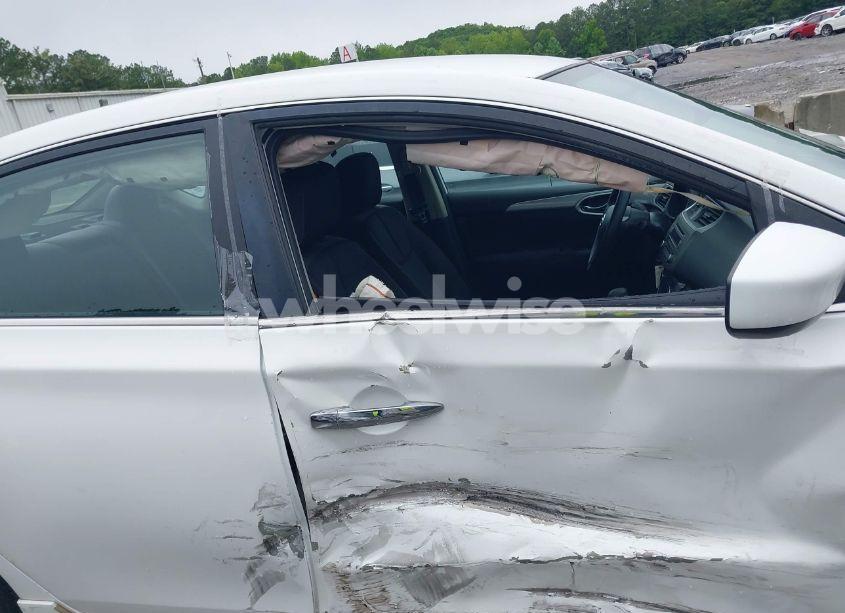 Photo 13 of 2014 Nissan Sentra SR (VIN 3N1AB7AP1EL643148)