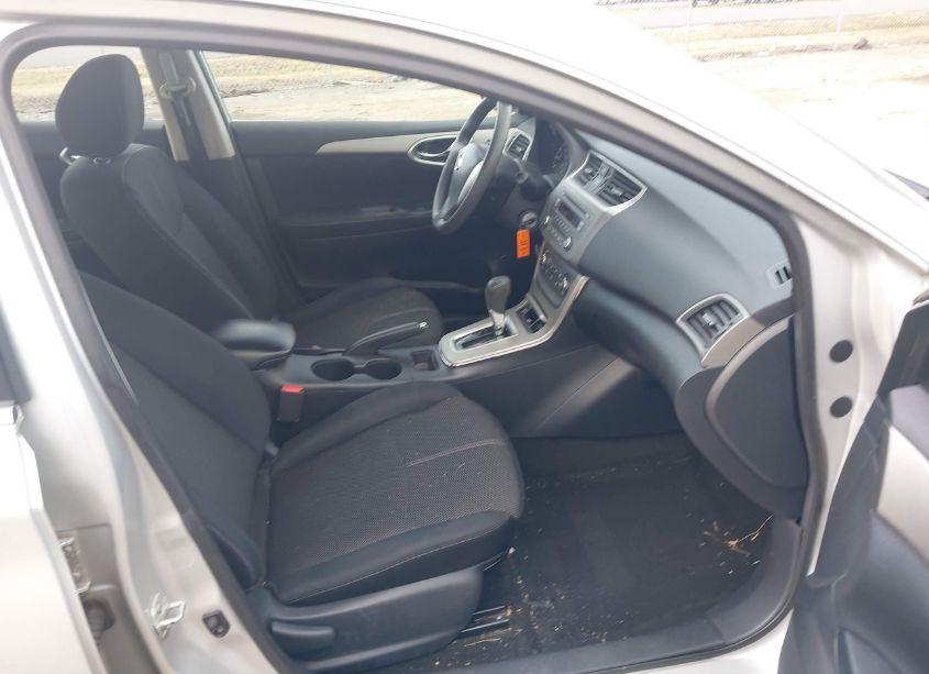 Photo 5 of 2014 Nissan Sentra S (VIN 3N1AB7AP1EL690714)