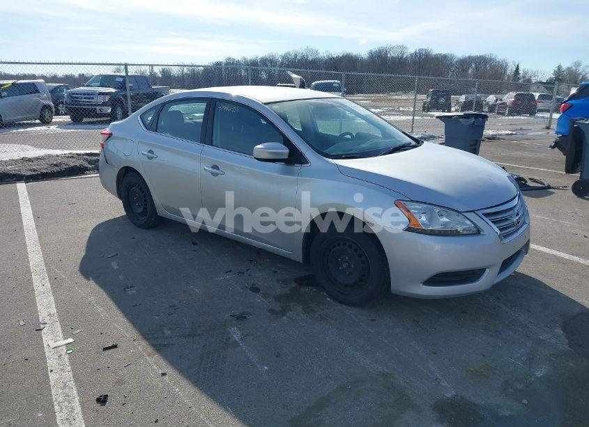 2014 Nissan Sentra S (VIN 3N1AB7AP1EY221397) main photo