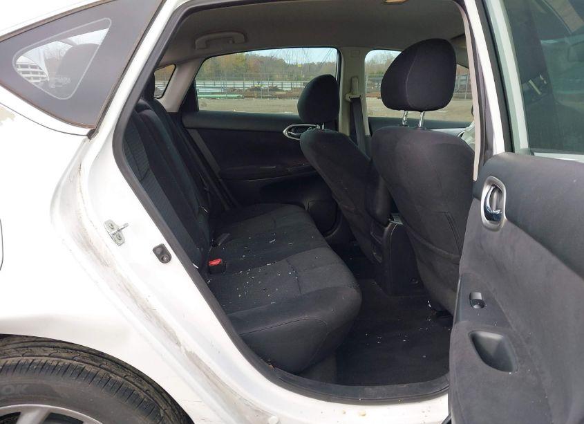 Photo 8 of 2014 Nissan Sentra SR (VIN 3N1AB7AP1EY308149)