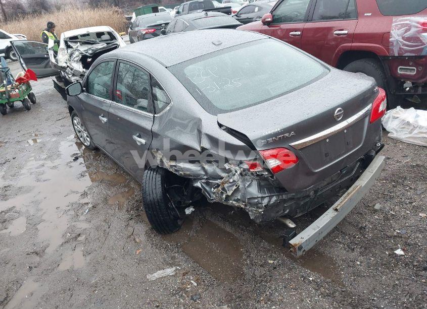 Photo 3 of 2015 Nissan Sentra SV (VIN 3N1AB7AP1FL644883)