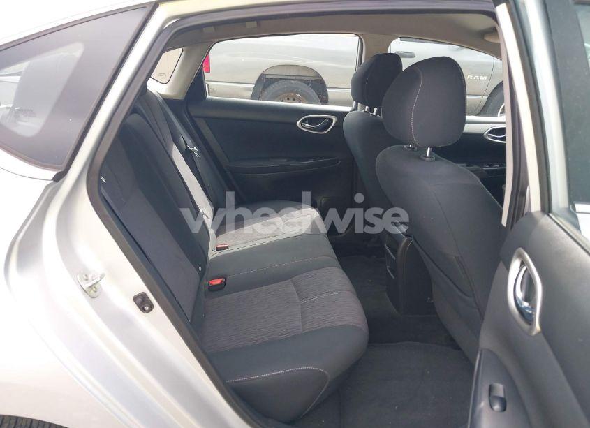 Photo 8 of 2015 Nissan Sentra SV (VIN 3N1AB7AP1FL689435)