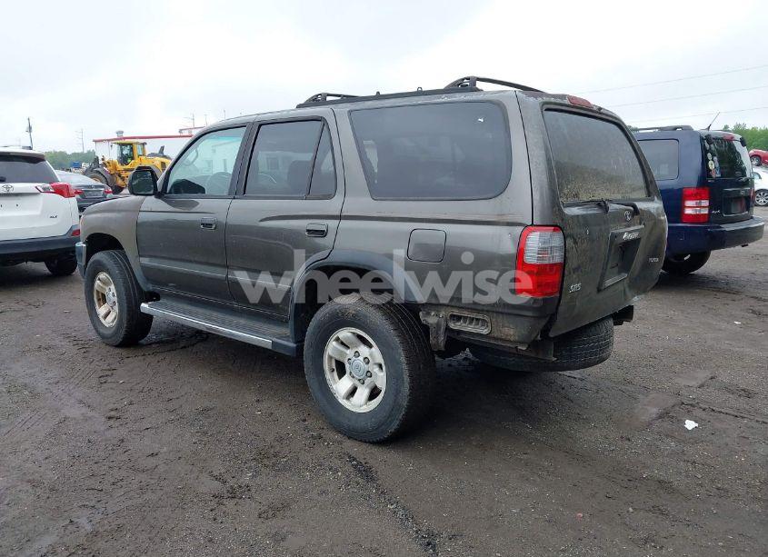 Photo 3 of 1998 Toyota 4runner SR5 V6 (VIN 3N1AB7AP1FY******)