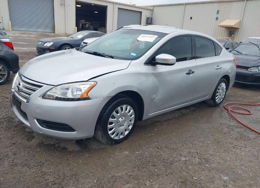 Photo 2 of 2015 Nissan Sentra SV (VIN 3N1AB7AP1FY235379)