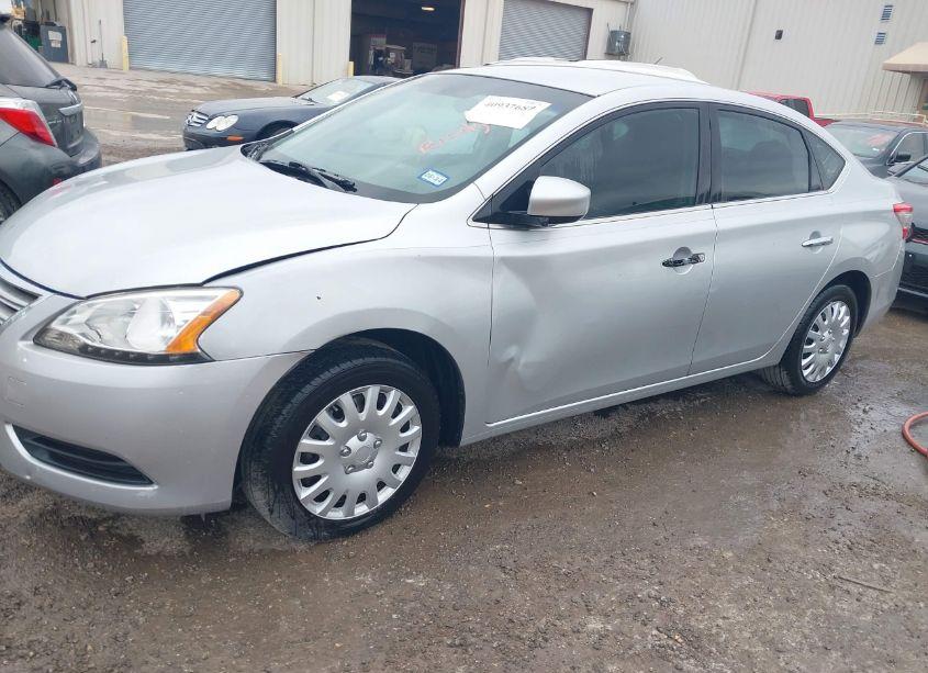 Photo 6 of 2015 Nissan Sentra SV (VIN 3N1AB7AP1FY235379)