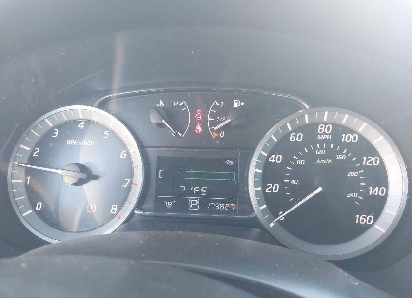 Photo 7 of 2015 Nissan Sentra SV (VIN 3N1AB7AP1FY235379)