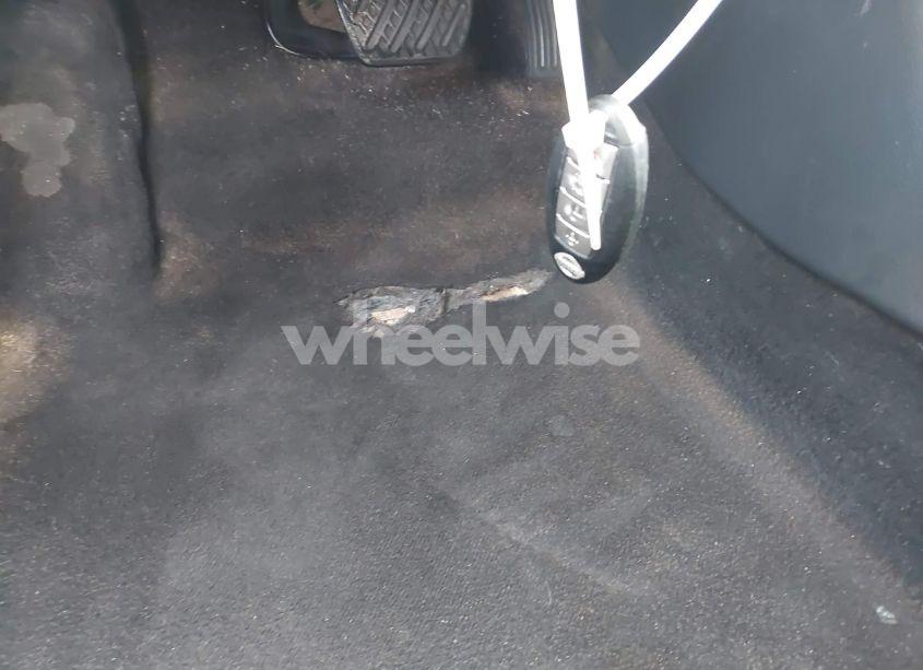 Photo 11 of 2015 Nissan Sentra SR (VIN 3N1AB7AP1FY305575)