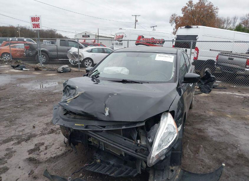 Photo 2 of 2015 Nissan Sentra S (VIN 3N1AB7AP1FY346854)