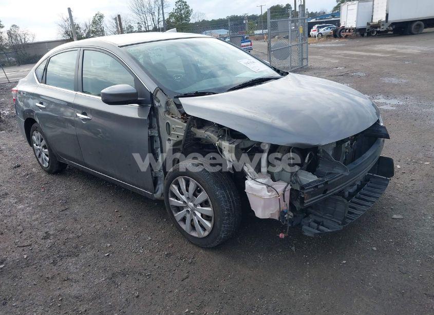 2015 Nissan Sentra S (VIN 3N1AB7AP1FY351472) main photo