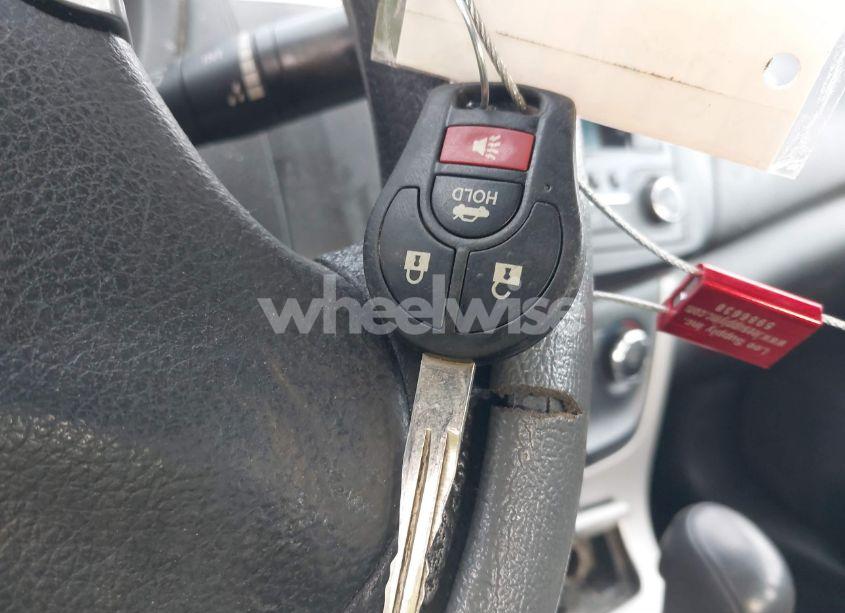 Photo 11 of 2015 Nissan Sentra S (VIN 3N1AB7AP1FY351472)