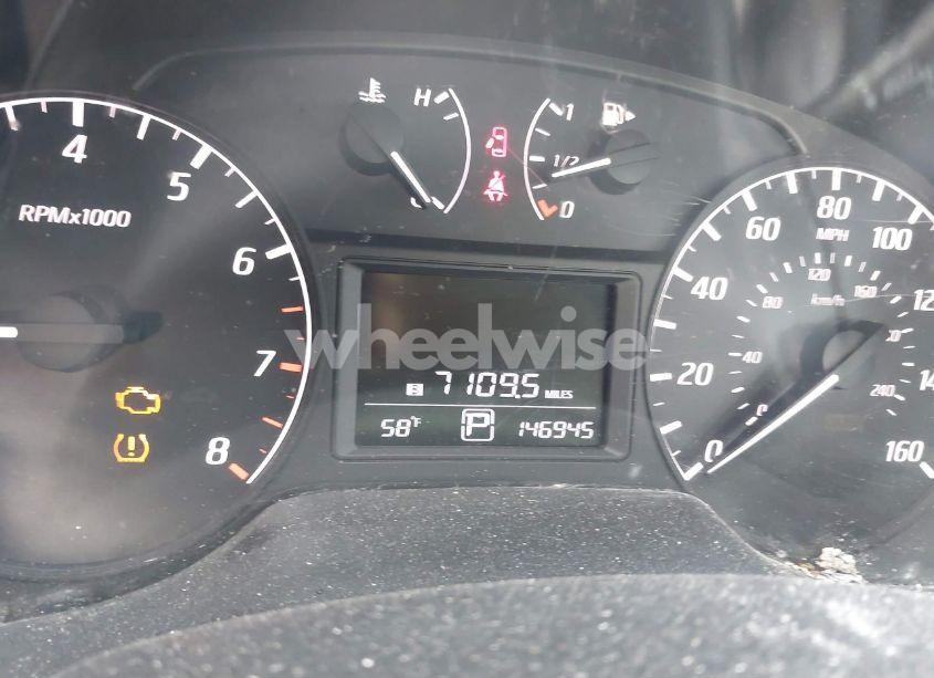 Photo 7 of 2015 Nissan Sentra S (VIN 3N1AB7AP1FY351472)