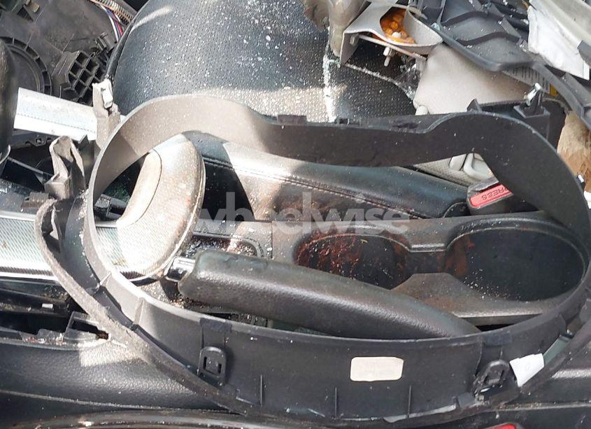 Photo 11 of 2015 Nissan Sentra SR (VIN 3N1AB7AP1FY352668)