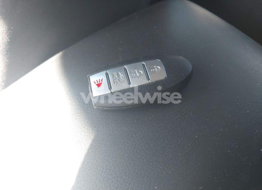 Photo 11 of 2015 Nissan Sentra SR (VIN 3N1AB7AP1FY354209)