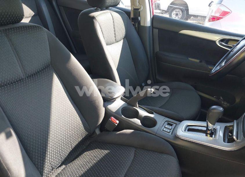 Photo 5 of 2015 Nissan Sentra SR (VIN 3N1AB7AP1FY366344)