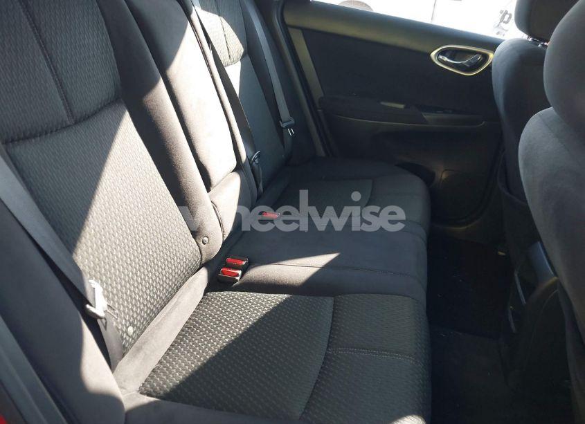 Photo 8 of 2015 Nissan Sentra SR (VIN 3N1AB7AP1FY366344)
