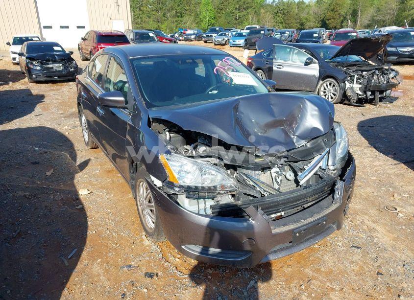 2015 Nissan Sentra S (VIN 3N1AB7AP1FY382592) main photo