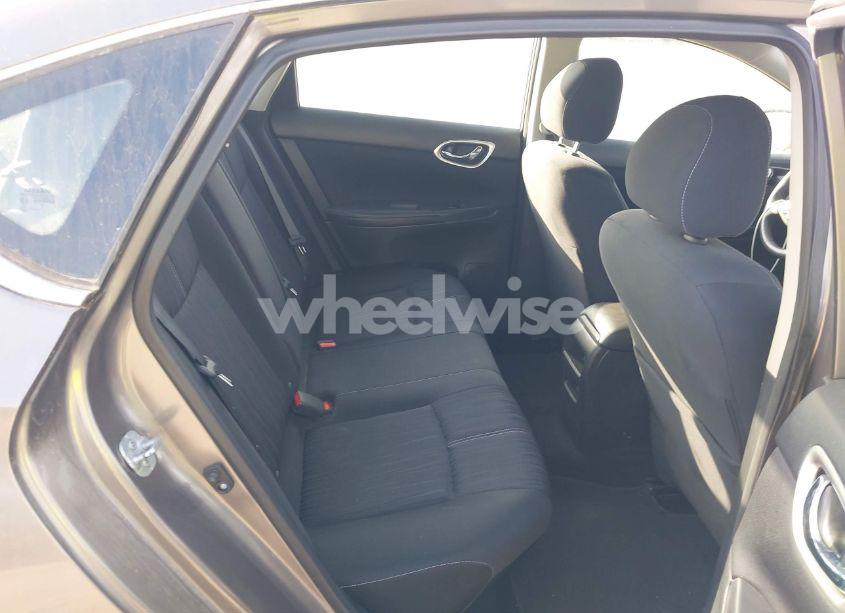 Photo 8 of 2016 Nissan Sentra SV (VIN 3N1AB7AP1GL654251)