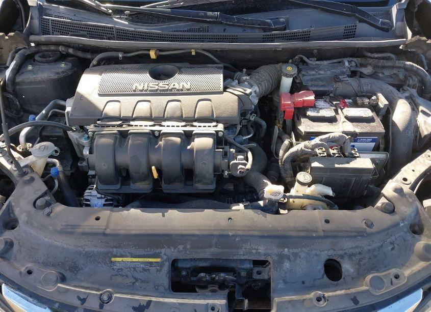 Photo 10 of 2016 Nissan Sentra SV (VIN 3N1AB7AP1GL670398)