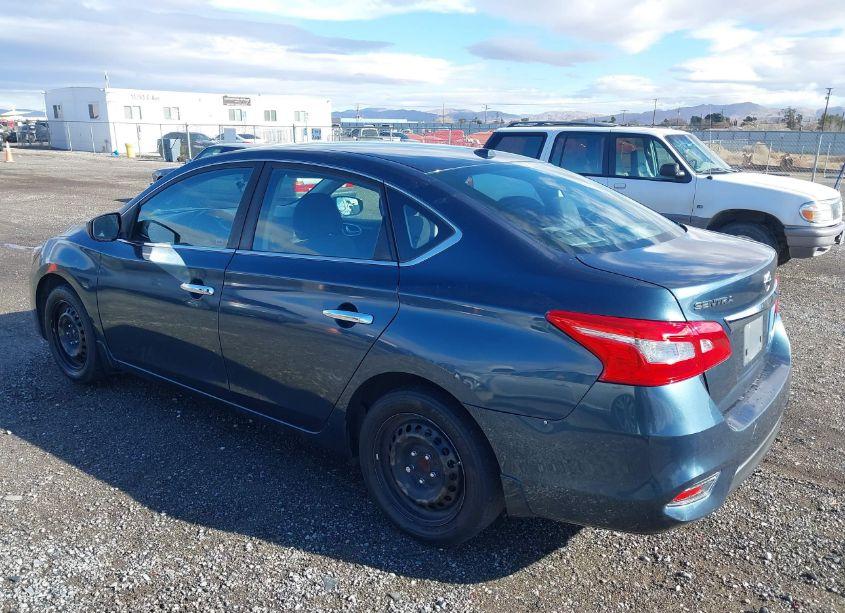 Photo 3 of 2016 Nissan Sentra SV (VIN 3N1AB7AP1GL670398)