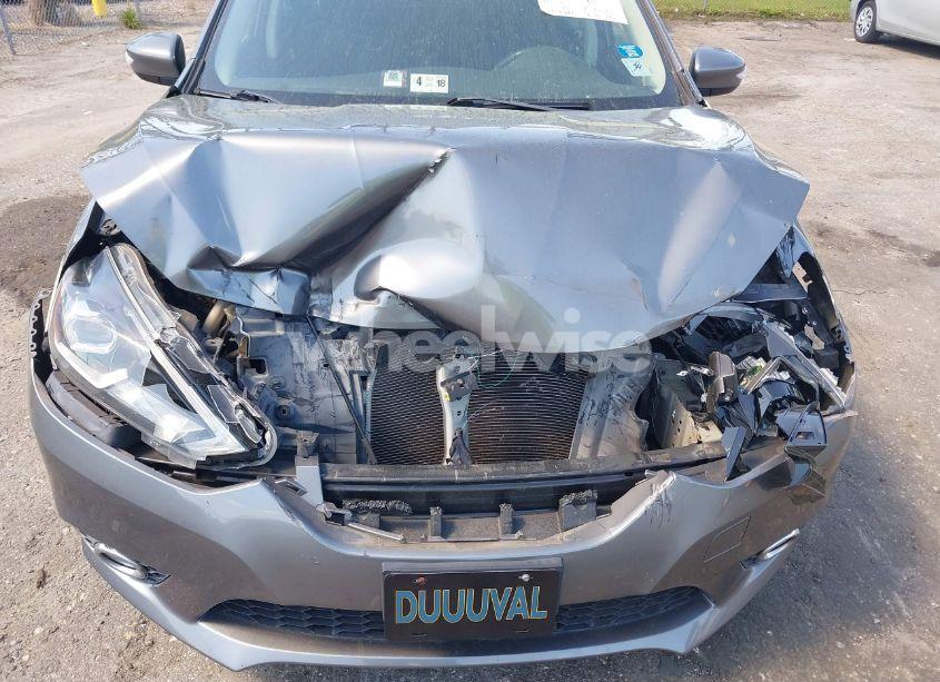 Photo 6 of 2016 Nissan Sentra SR (VIN 3N1AB7AP1GY210810)