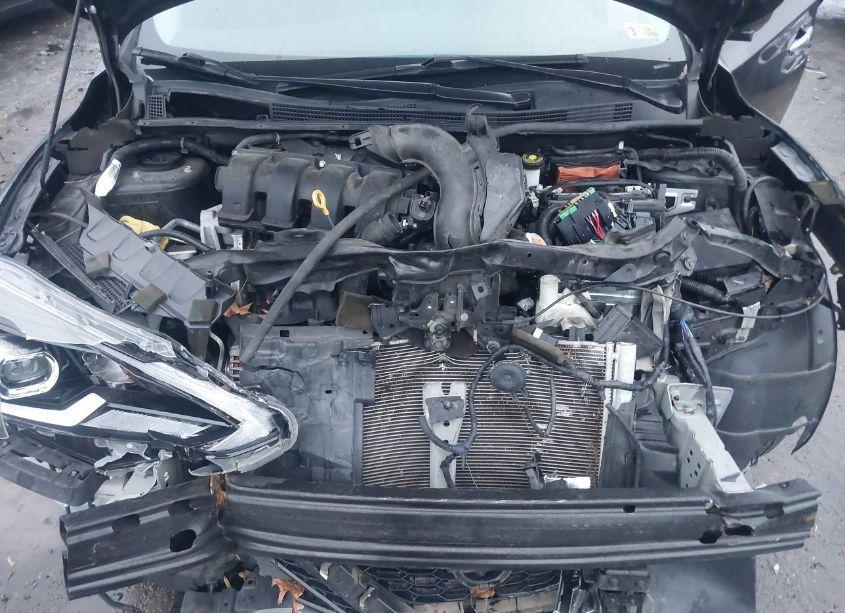 Photo 10 of 2016 Nissan Sentra SL (VIN 3N1AB7AP1GY218325)