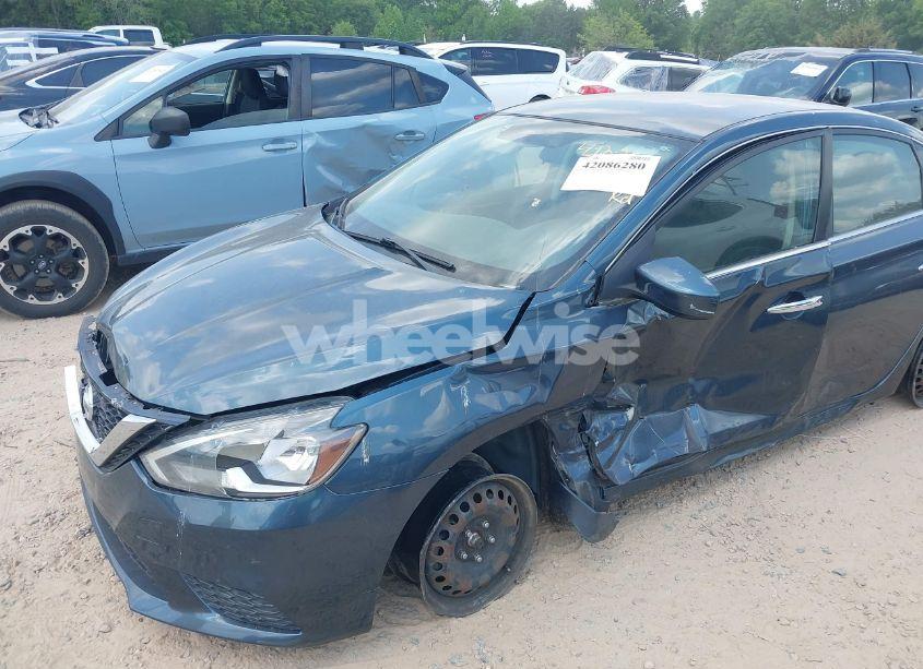 Photo 6 of 2016 Nissan Sentra SV (VIN 3N1AB7AP1GY220785)