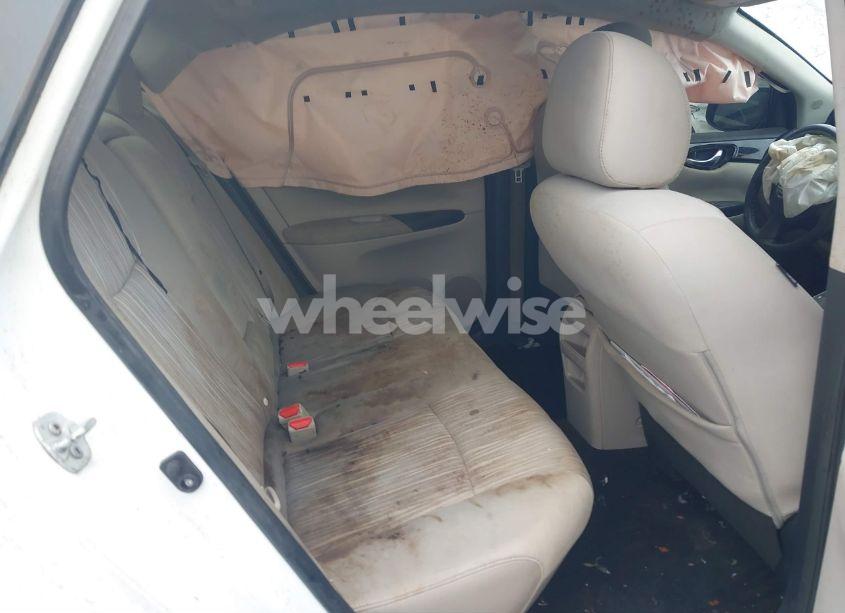 Photo 8 of 2016 Nissan Sentra FE+ S/S/SL/SR/SV (VIN 3N1AB7AP1GY228434)