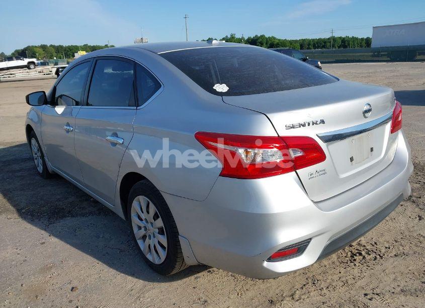 Photo 3 of 2016 Nissan Sentra SV (VIN 3N1AB7AP1GY229275)