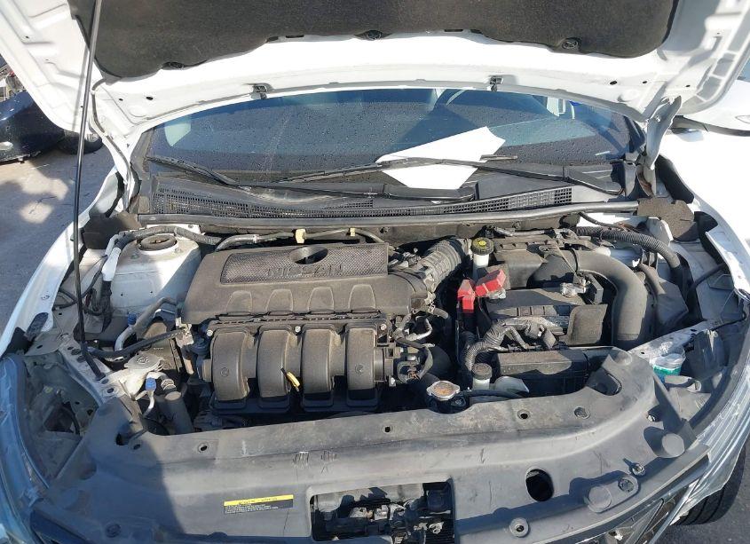 Photo 10 of 2016 Nissan Sentra SR (VIN 3N1AB7AP1GY244570)