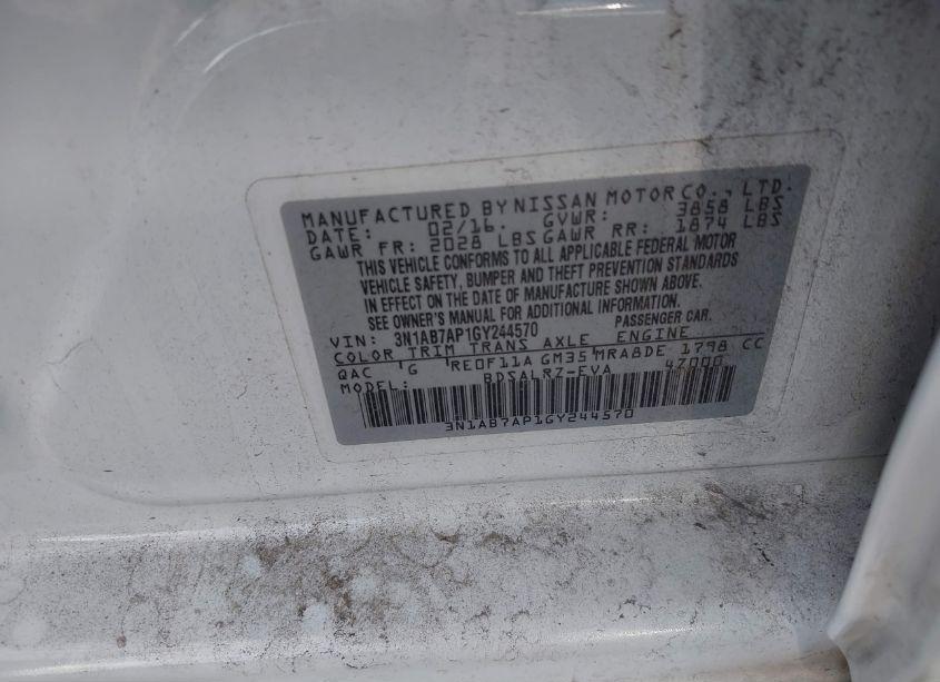 Photo 9 of 2016 Nissan Sentra SR (VIN 3N1AB7AP1GY244570)