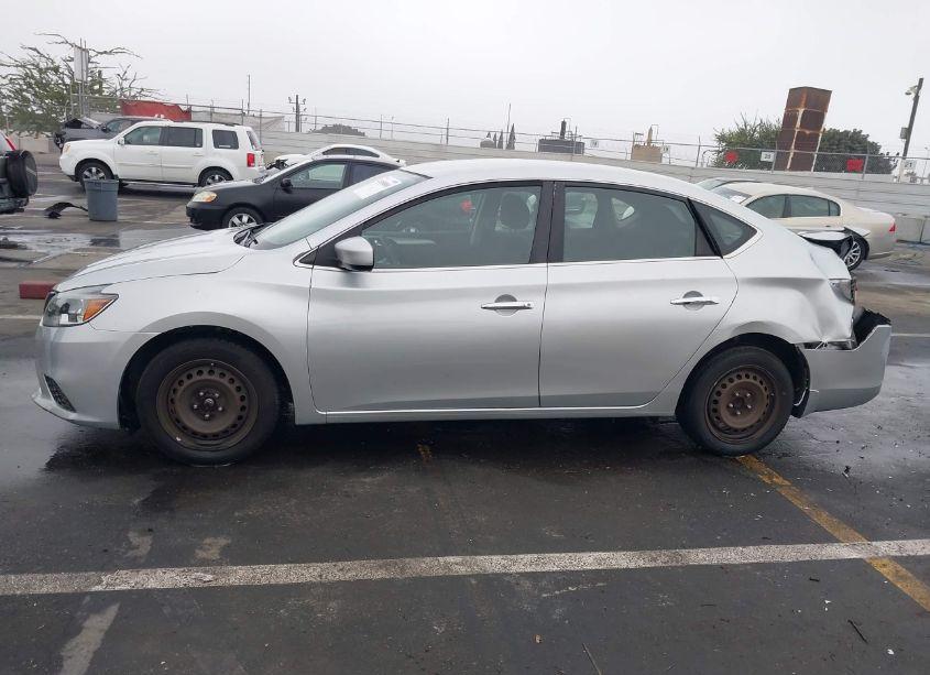 Photo 14 of 2016 Nissan Sentra S (VIN 3N1AB7AP1GY267122)