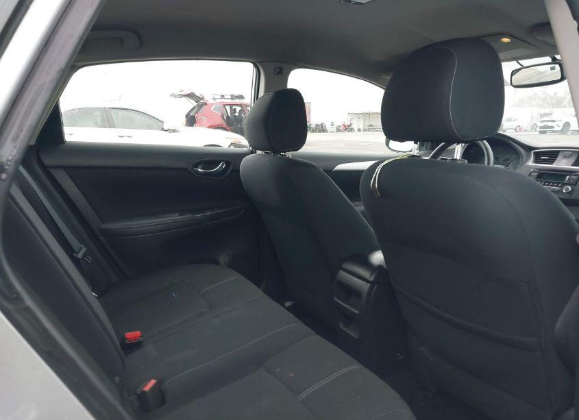 Photo 8 of 2016 Nissan Sentra S (VIN 3N1AB7AP1GY267122)