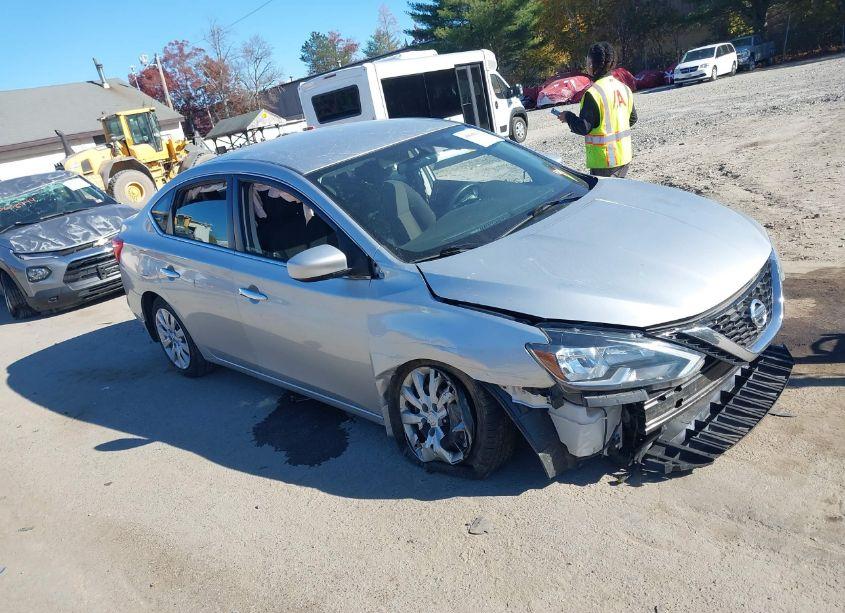 2016 Nissan Sentra S (VIN 3N1AB7AP1GY269534) main photo