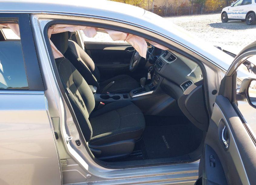 Photo 5 of 2016 Nissan Sentra S (VIN 3N1AB7AP1GY269534)