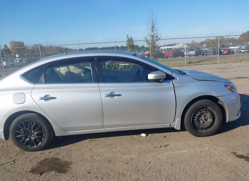 Photo 13 of 2016 Nissan Sentra S (VIN 3N1AB7AP1GY306100)