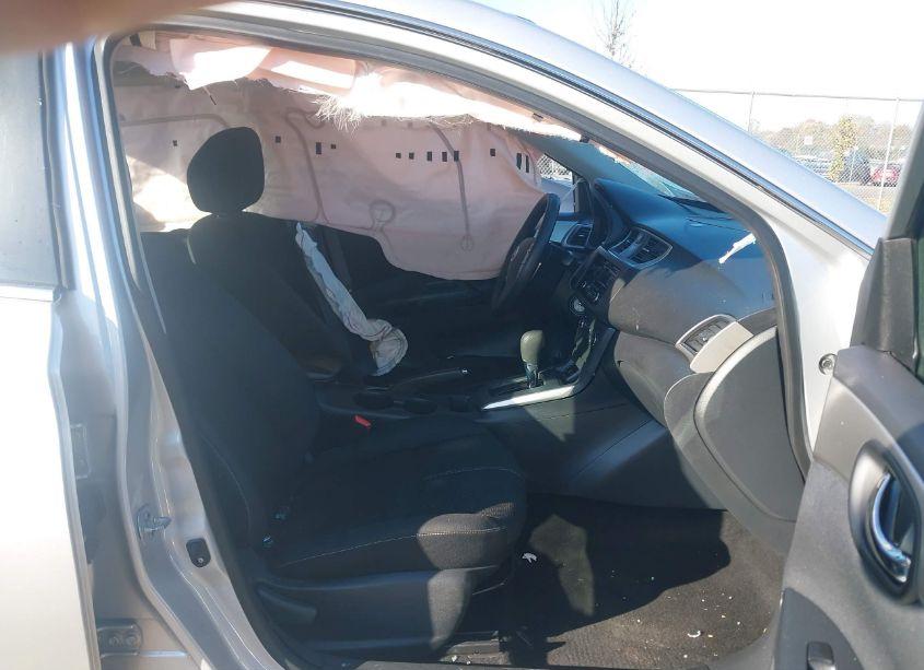 Photo 5 of 2016 Nissan Sentra S (VIN 3N1AB7AP1GY306100)