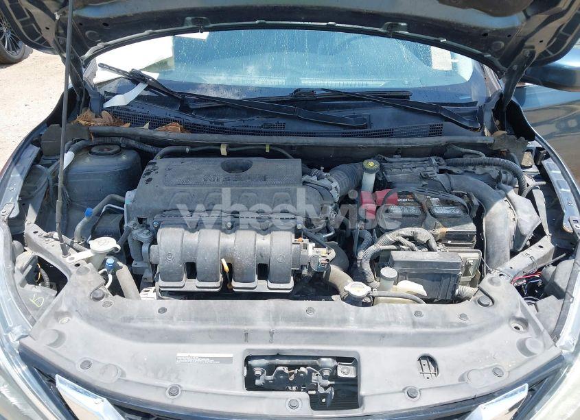 Photo 10 of 2016 Nissan Sentra SV (VIN 3N1AB7AP1GY327450)