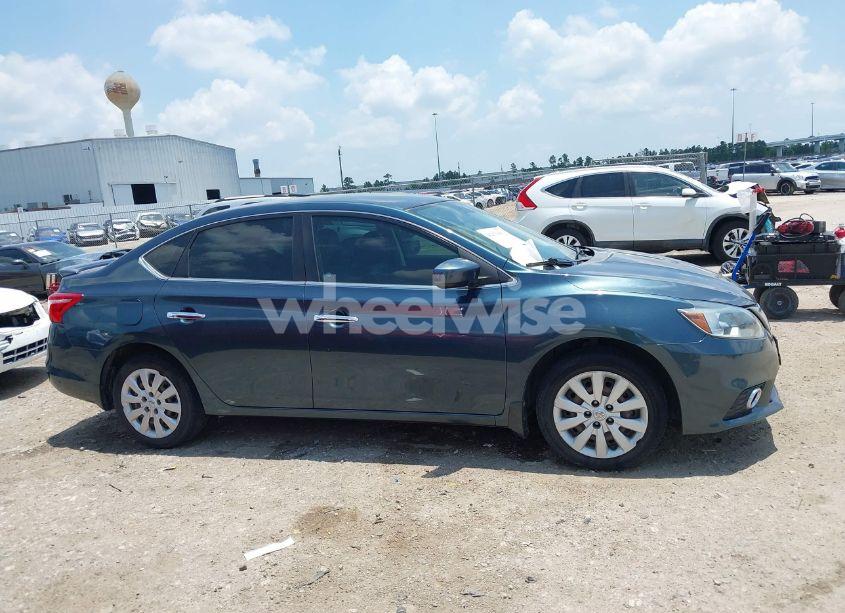 Photo 13 of 2016 Nissan Sentra SV (VIN 3N1AB7AP1GY327450)