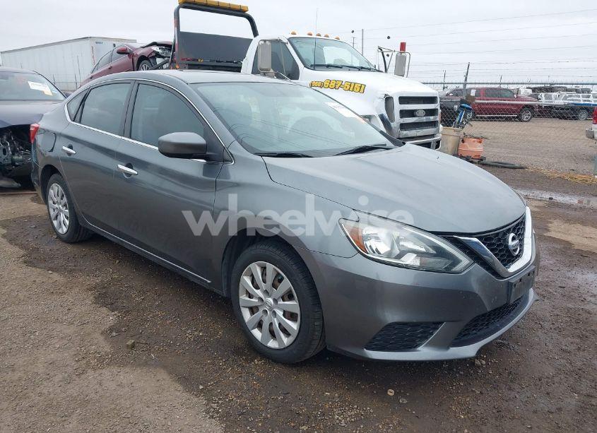 2016 Nissan Sentra S (VIN 3N1AB7AP1GY338464) main photo