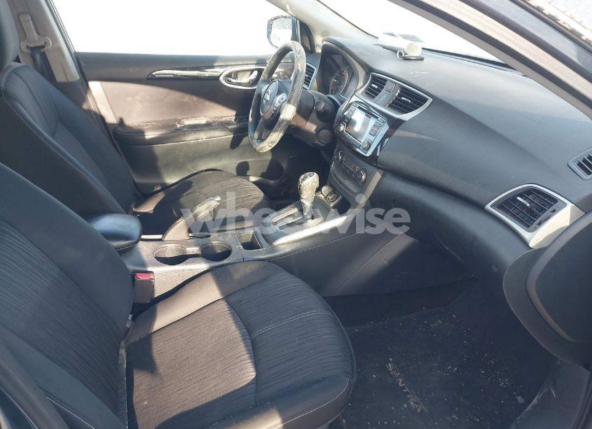 Photo 5 of 2017 Nissan Sentra SV (VIN 3N1AB7AP1HL639444)