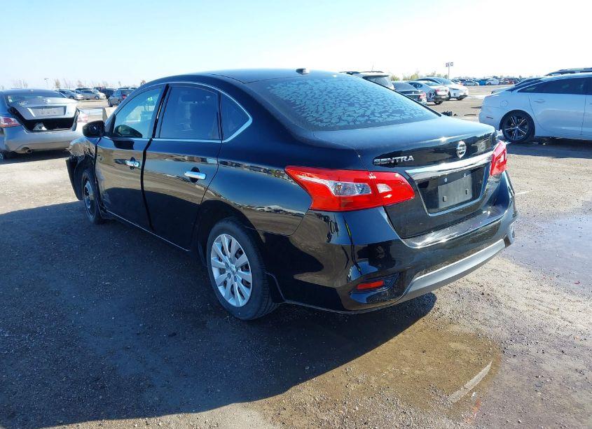 Photo 3 of 2017 Nissan Sentra SV (VIN 3N1AB7AP1HL640917)