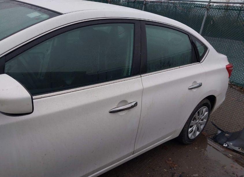 Photo 15 of 2017 Nissan Sentra SV (VIN 3N1AB7AP1HL642862)