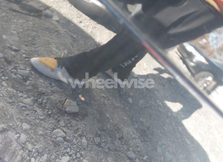 Photo 6 of 2017 Nissan Sentra SV (VIN 3N1AB7AP1HL644756)