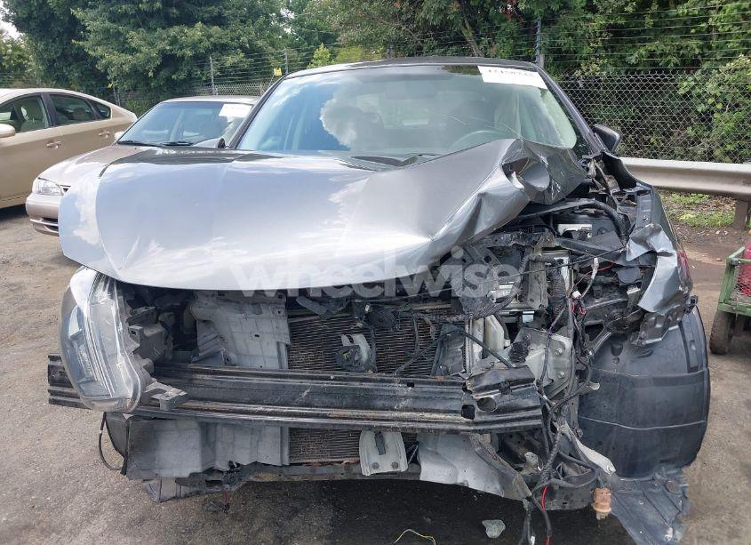 Photo 12 of 2017 Nissan Sentra SV (VIN 3N1AB7AP1HL646989)