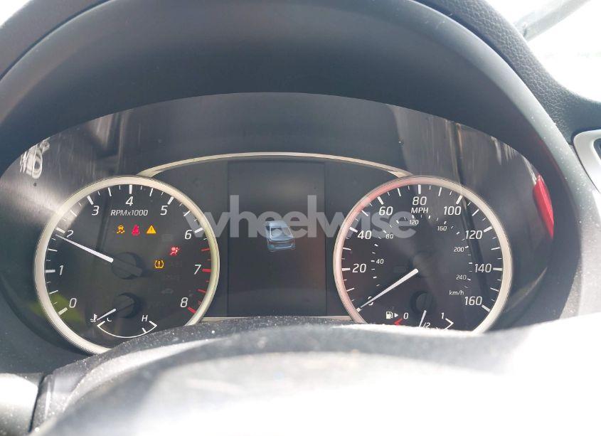 Photo 7 of 2017 Nissan Sentra SV (VIN 3N1AB7AP1HL646989)