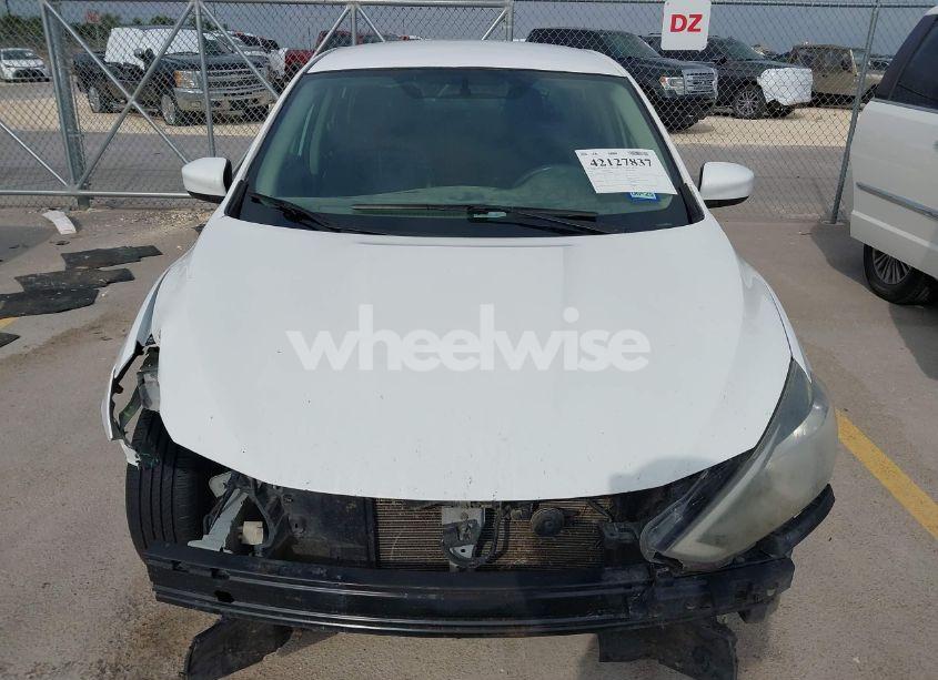 Photo 12 of 2017 Nissan Sentra SV (VIN 3N1AB7AP1HL709993)